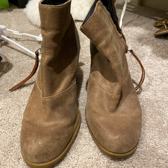 Dolce vita tan booties - Picture 2 of 2